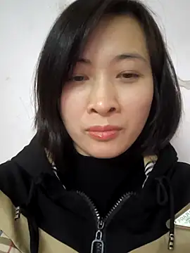 Snapshot of Sweets24 chatting on February 2025 05:20:01 AM Sweets24 online show from February 2025 05:20:01 AM