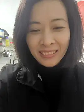 Snapshot of Sweets24 chatting on February 2025 11:28:02 PM Sweets24 online show from February 2025 11:28:02 PM