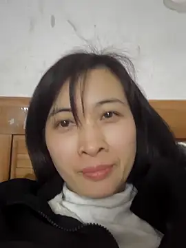Snapshot of Sweets24 chatting on February 2025 07:05:01 AM Sweets24 online show from February 2025 07:05:01 AM
