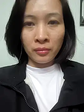 Snapshot of Sweets24 chatting on February 2025 01:44:01 PM Sweets24 online show from February 2025 01:44:01 PM