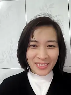 Snapshot of Sweets24 chatting on February 2025 01:00:02 PM Sweets24 online show from February 2025 01:00:02 PM