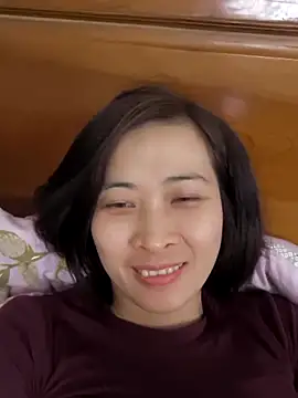 Snapshot of Sweets24 chatting on March 2025 06:05:02 AM Sweets24 online show from March 2025 06:05:02 AM