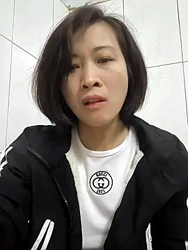 Snapshot of Sweets24 chatting on March 2025 10:48:02 PM Sweets24 online show from March 2025 10:48:02 PM