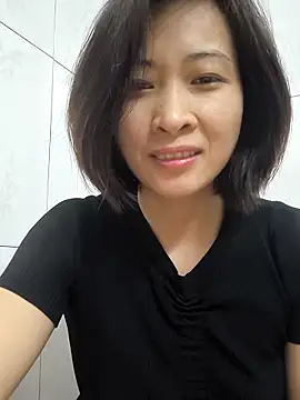 Snapshot of Sweets24 chatting on March 2025 11:12:01 PM Sweets24 online show from March 2025 11:12:01 PM