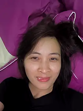 Snapshot of Sweets24 chatting on March 2025 05:54:01 AM Sweets24 online show from March 2025 05:54:01 AM