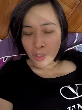 Snapshot of Sweets24 chatting on March 2025 05:47:01 AM Sweets24 online show from March 2025 05:47:01 AM