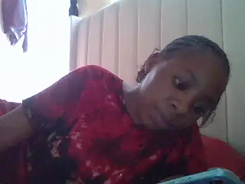 Queen loveer online show from February 2025 10:53:02 AM