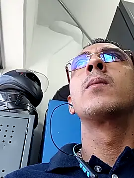 paisa233 online show from October 2025 02:37:02 PM