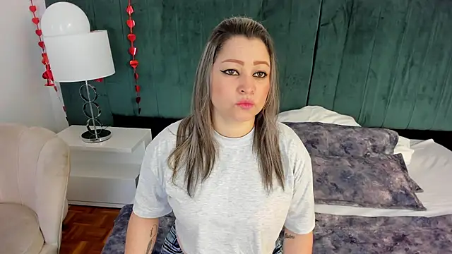 Snapshot of PandoraB_ chatting on February 2025 10:58:01 AM PandoraB online show from February 2025 10:58:01 AM