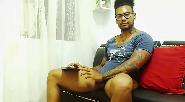LewisStrong online show from January 2025 08:39:02 PM