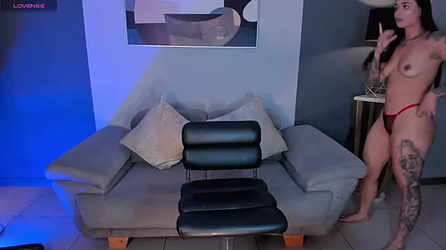 Snapshot of MariaHerrera_ chatting on October 2025 08:50:02 PM MariaHerrera online show from October 2025 08:50:02 PM