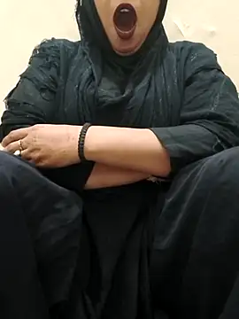 Indian-Nazia online show from September 2025 07:25:02 PM