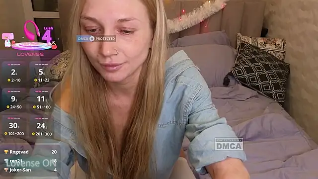 Snapshot of GoodGirl0024 chatting on December 2025 08:40:01 PM GoodGirl0024 online show from December 2025 08:40:01 PM