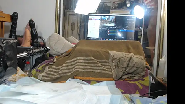 Snapshot of Jennytop chatting on September 2025 08:31:02 PM Jennytop online show from September 2025 08:31:02 PM