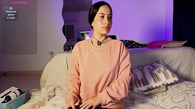 Madeline Dreams online show from September 2025 09:20:01 AM