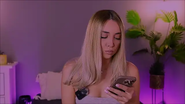 Jessielle online show from November 2025 10:21:01 AM