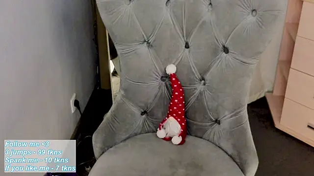 VioletMills online show from December 2024 11:19:01 PM