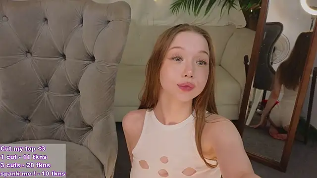 VioletMills online show from December 2024 11:43:02 PM