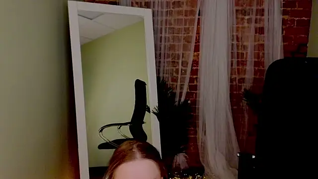 VioletMills online show from December 2024 03:29:02 AM