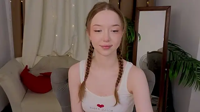 VioletMills online show from February 2025 08:52:02 PM