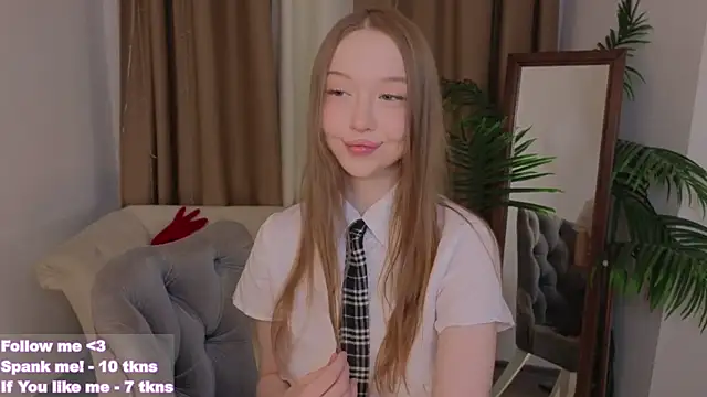 VioletMills online show from March 2025 09:05:02 PM