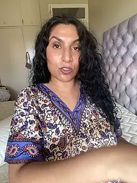 Indianbutter11 online show from December 2024 01:42:02 PM