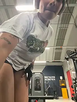 Snapshot of _vaness chatting on October 2025 05:42:02 AM vaness online show from October 2025 05:42:02 AM