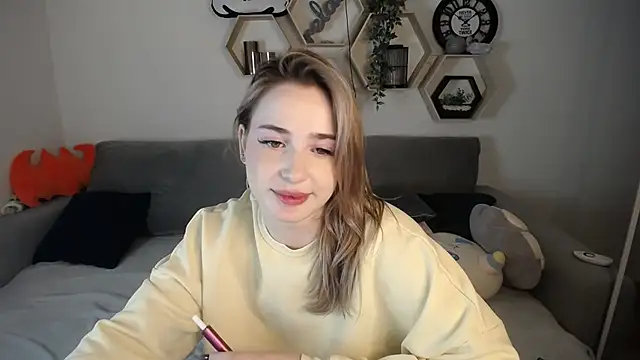 SabrinViolet online show from December 2024 12:06:02 PM