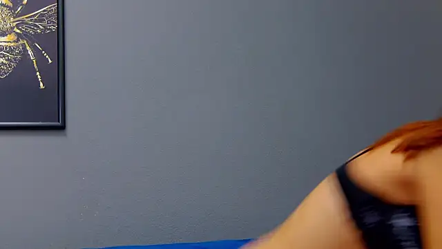 AnneHove online show from October 2025 05:08:01 AM