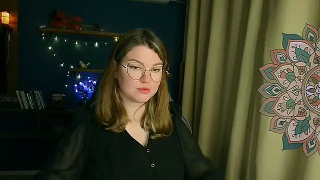 Snapshot of VioletteWay chatting on November 2025 04:41:02 PM VioletteWay online show from November 2025 04:41:02 PM