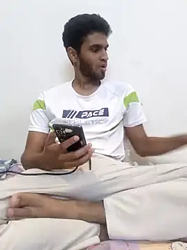 Snapshot of mykecockslong chatting on December 2024 11:40:02 AM mykecockslong online show from December 2024 11:40:02 AM