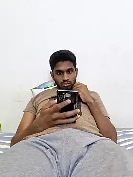 Snapshot of mykecockslong chatting on January 2025 12:28:02 PM mykecockslong online show from January 2025 12:28:02 PM