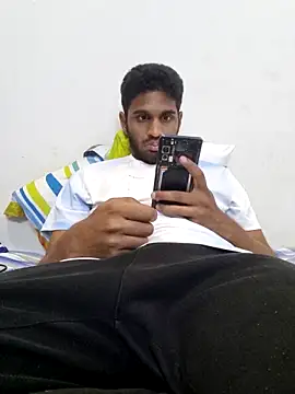 Snapshot of mykecockslong chatting on January 2025 05:20:01 PM mykecockslong online show from January 2025 05:20:01 PM