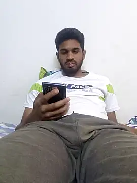 Snapshot of mykecockslong chatting on January 2025 04:06:01 PM mykecockslong online show from January 2025 04:06:01 PM