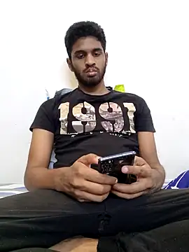 Snapshot of mykecockslong chatting on January 2025 04:24:01 PM mykecockslong online show from January 2025 04:24:01 PM