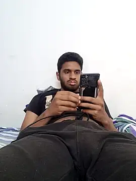 Snapshot of mykecockslong chatting on January 2025 08:18:02 AM mykecockslong online show from January 2025 08:18:02 AM