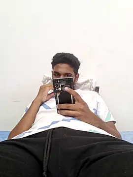 Snapshot of mykecockslong chatting on February 2025 10:27:02 AM mykecockslong online show from February 2025 10:27:02 AM