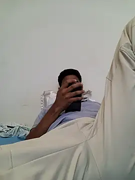 Snapshot of mykecockslong chatting on February 2025 09:22:02 AM mykecockslong online show from February 2025 09:22:02 AM