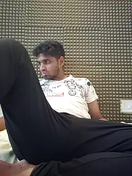 Snapshot of mykecockslong chatting on October 2025 05:11:01 PM mykecockslong online show from October 2025 05:11:01 PM