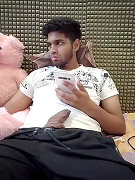 Snapshot of mykecockslong chatting on October 2025 10:38:01 AM mykecockslong online show from October 2025 10:38:01 AM