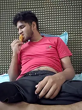 Snapshot of mykecockslong chatting on October 2025 09:42:02 AM mykecockslong online show from October 2025 09:42:02 AM