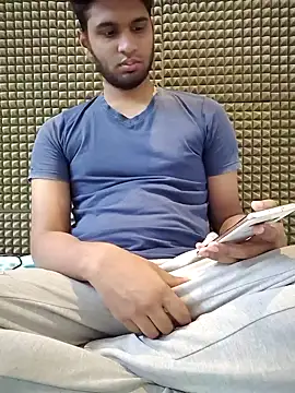 Snapshot of mykecockslong chatting on October 2025 10:47:02 AM mykecockslong online show from October 2025 10:47:02 AM