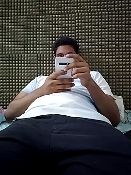 Snapshot of mykecockslong chatting on October 2025 12:06:01 PM mykecockslong online show from October 2025 12:06:01 PM