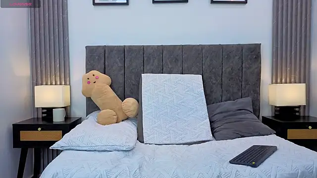 Snapshot of Luciana_Ortiz1 chatting on November 2025 01:55:02 PM Luciana Ortiz1 online show from November 2025 01:55:02 PM