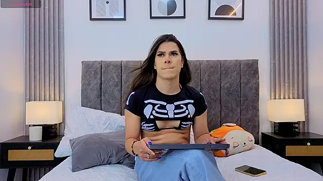 Snapshot of Luciana_Ortiz1 chatting on November 2025 01:44:02 PM Luciana Ortiz1 online show from November 2025 01:44:02 PM