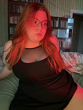 Snapshot of Melissa_Purr chatting on October 2025 09:17:04 AM Melissa Purr online show from October 2025 09:17:04 AM