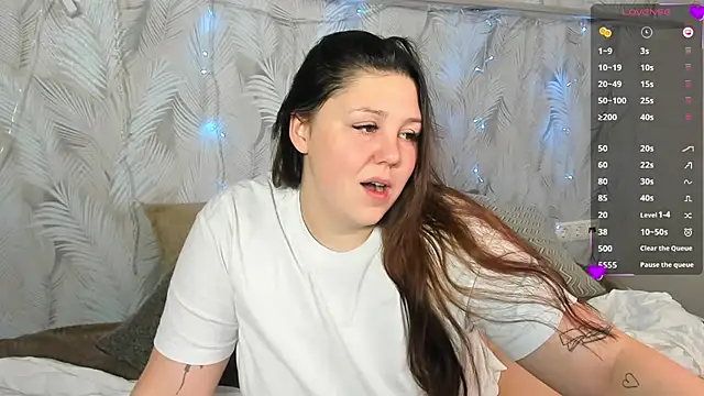 Ruth Oliver online show from December 2024 08:26:02 AM