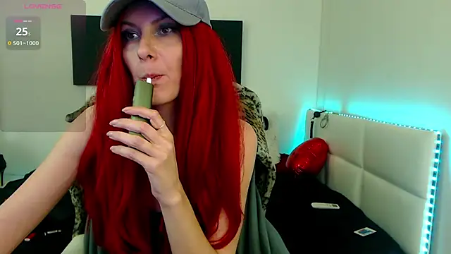 EvelynQueenn online show from March 2025 08:21:02 AM