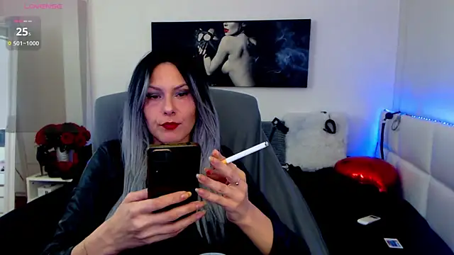 EvelynQueenn online show from March 2025 05:01:02 AM
