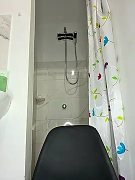 Watagatapitusberry1 online show from November 2025 01:15:01 AM